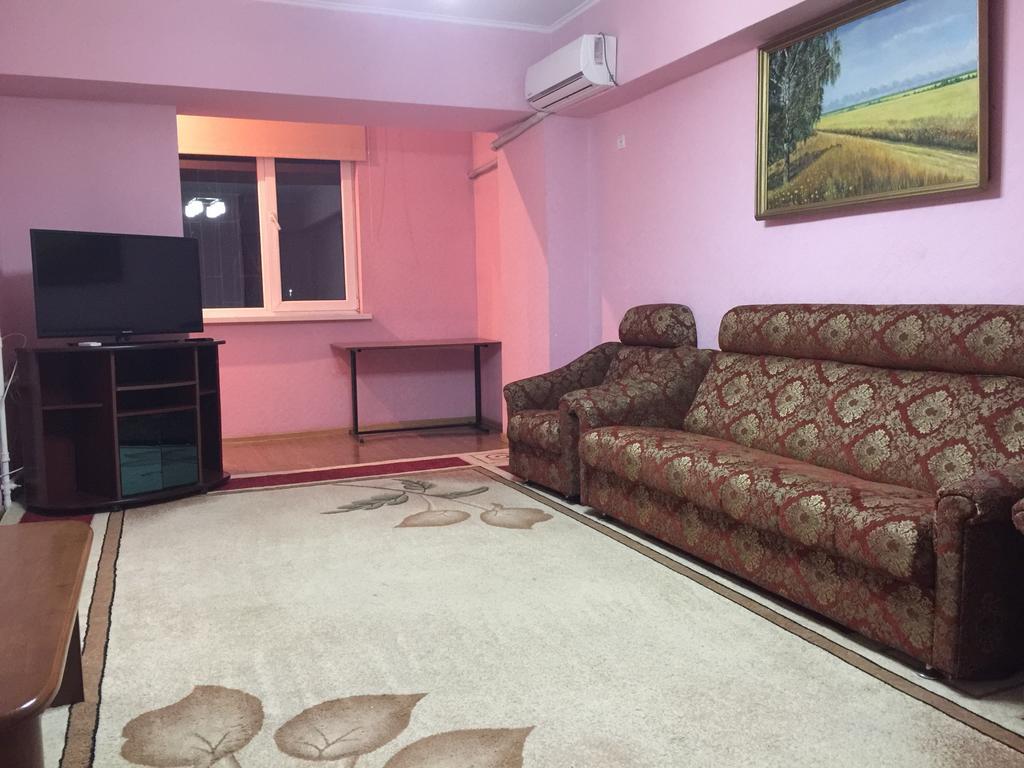 Bishkek Apartment Central Eksteriør billede